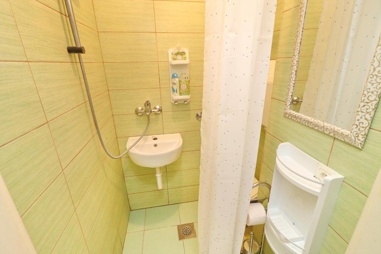Guest House Jungher กอร์จูลา ภายนอก รูปภาพ